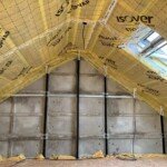 Isolation de combles à Lizy-sur-Ourcq avec membrane pare-vapeur Isover – intervention Moreno Création. Isolation de combles avec membrane pare-vapeur Isover sur modification de charpente Phénix à Lizy-sur-Ourcq – Moreno Création